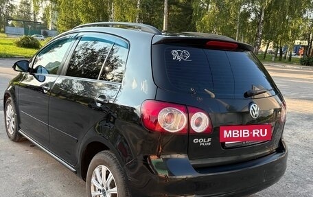 Volkswagen Golf Plus II, 2012 год, 810 000 рублей, 2 фотография
