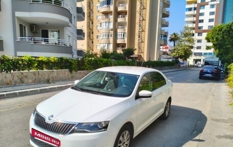 Skoda Rapid I, 2019 год, 1 500 000 рублей, 2 фотография