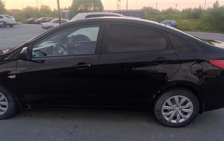 Hyundai Solaris II рестайлинг, 2014 год, 730 000 рублей, 8 фотография