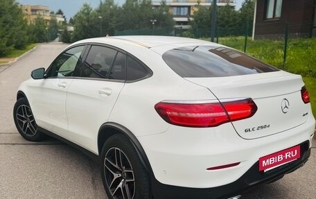 Mercedes-Benz GLC Coupe, 2019 год, 3 850 000 рублей, 3 фотография