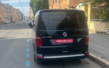 Volkswagen Caravelle T6 рестайлинг, 2015 год, 2 490 000 рублей, 4 фотография