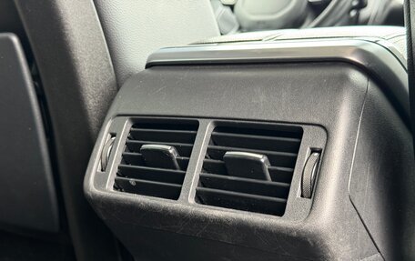Land Rover Range Rover Velar I, 2017 год, 2 999 000 рублей, 18 фотография
