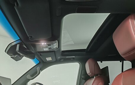 Lexus LX, 2023 год, 16 000 000 рублей, 24 фотография