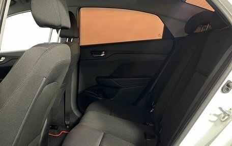 Hyundai Solaris II рестайлинг, 2018 год, 1 220 000 рублей, 12 фотография