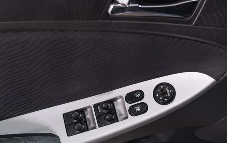 Hyundai Solaris II рестайлинг, 2011 год, 699 000 рублей, 11 фотография