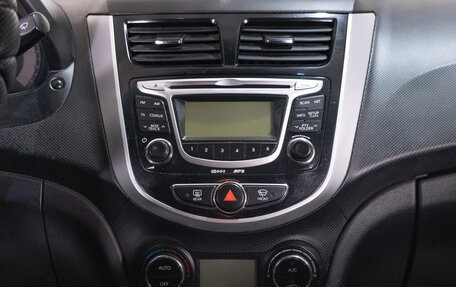 Hyundai Solaris II рестайлинг, 2011 год, 699 000 рублей, 16 фотография