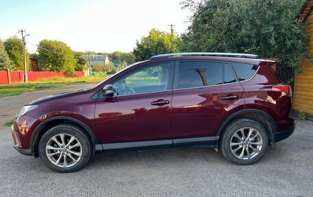 Toyota RAV4, 2017 год, 2 550 000 рублей, 4 фотография