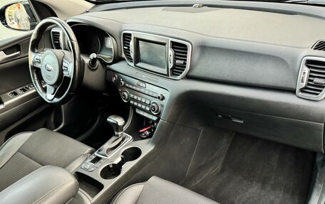 KIA Sportage IV рестайлинг, 2018 год, 2 180 000 рублей, 11 фотография