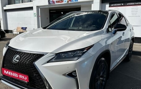 Lexus RX IV рестайлинг, 2018 год, 3 590 000 рублей, 6 фотография