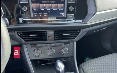Volkswagen Jetta VII, 2019 год, 1 800 000 рублей, 6 фотография