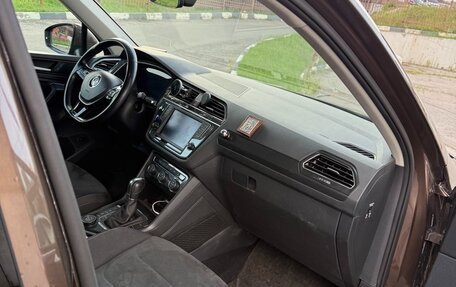 Volkswagen Tiguan II, 2017 год, 2 300 000 рублей, 10 фотография