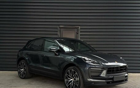 Porsche Macan I рестайлинг, 2024 год, 12 300 000 рублей, 3 фотография