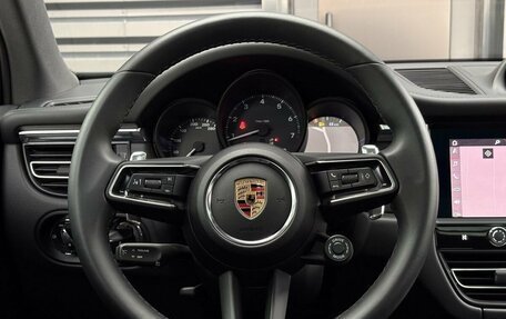Porsche Macan I рестайлинг, 2024 год, 12 300 000 рублей, 13 фотография