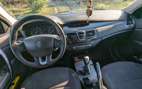 Renault Laguna III рестайлинг, 2008 год, 650 000 рублей, 2 фотография