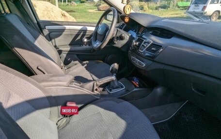 Renault Laguna III рестайлинг, 2008 год, 650 000 рублей, 9 фотография