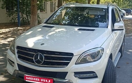 Mercedes-Benz M-Класс, 2012 год, 2 100 000 рублей, 2 фотография