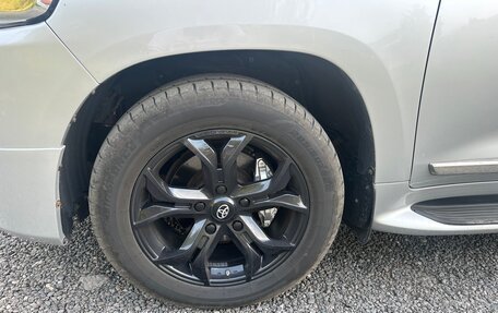 Toyota Land Cruiser 200, 2015 год, 4 299 000 рублей, 4 фотография