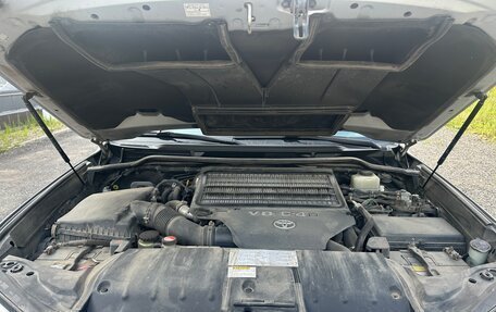 Toyota Land Cruiser 200, 2015 год, 4 299 000 рублей, 8 фотография