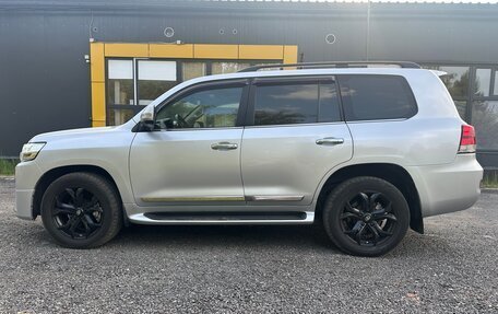 Toyota Land Cruiser 200, 2015 год, 4 299 000 рублей, 3 фотография
