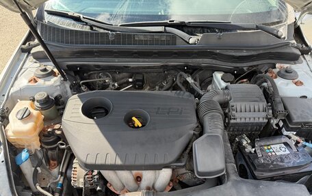 KIA K5 I рестайлинг, 2014 год, 1 075 000 рублей, 22 фотография