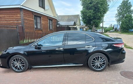 Toyota Camry, 2023 год, 3 600 000 рублей, 3 фотография