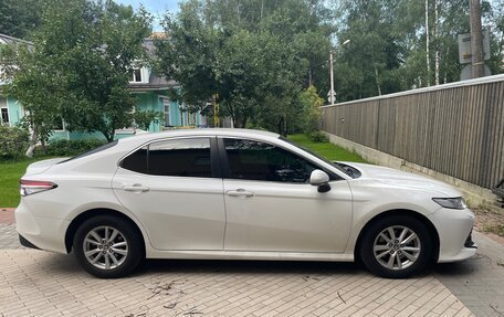 Toyota Camry, 2020 год, 2 450 000 рублей, 4 фотография
