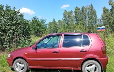 Volkswagen Polo III рестайлинг, 1997 год, 135 000 рублей, 2 фотография