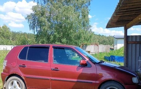 Volkswagen Polo III рестайлинг, 1997 год, 135 000 рублей, 3 фотография
