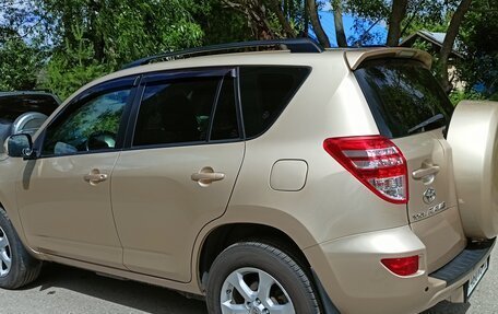 Toyota RAV4, 2011 год, 1 750 000 рублей, 4 фотография