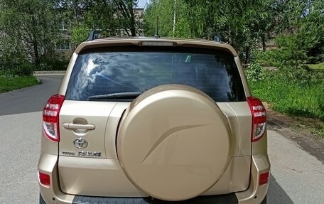 Toyota RAV4, 2011 год, 1 750 000 рублей, 5 фотография