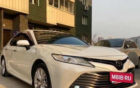 Toyota Camry, 2020 год, 3 000 000 рублей, 8 фотография