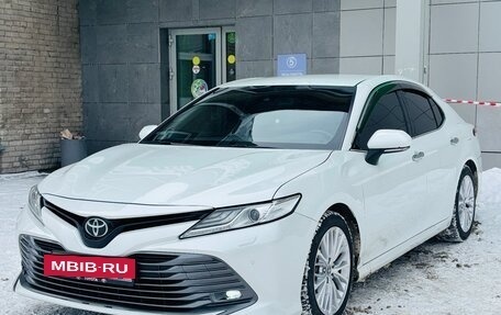 Toyota Camry, 2020 год, 3 000 000 рублей, 7 фотография