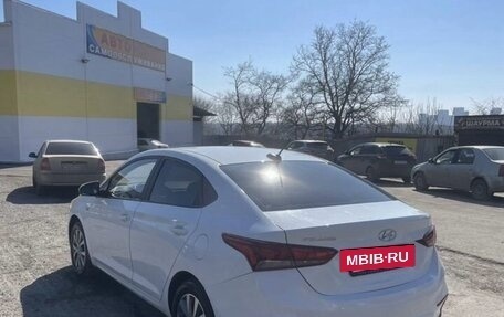 Hyundai Solaris II рестайлинг, 2017 год, 950 000 рублей, 7 фотография