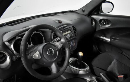Nissan Juke II, 2014 год, 825 000 рублей, 9 фотография