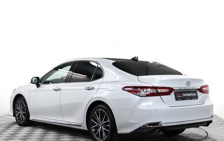 Toyota Camry, 2023 год, 3 490 000 рублей, 7 фотография