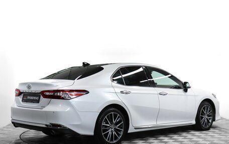 Toyota Camry, 2023 год, 3 490 000 рублей, 5 фотография