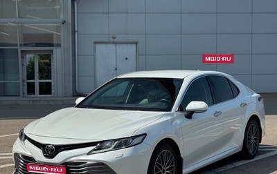 Toyota Camry, 2018 год, 2 550 000 рублей, 1 фотография