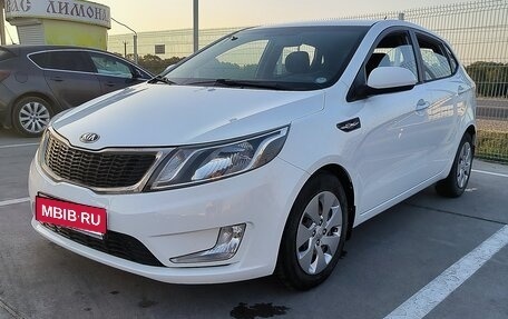KIA Rio III рестайлинг, 2014 год, 1 100 000 рублей, 3 фотография