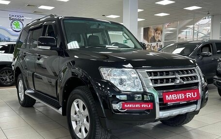 Mitsubishi Pajero IV, 2018 год, 3 550 000 рублей, 3 фотография