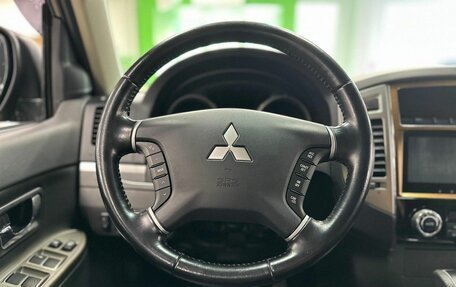 Mitsubishi Pajero IV, 2018 год, 3 550 000 рублей, 13 фотография