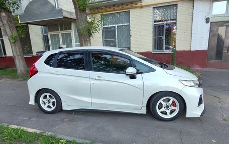 Honda Fit III, 2016 год, 1 650 000 рублей, 11 фотография