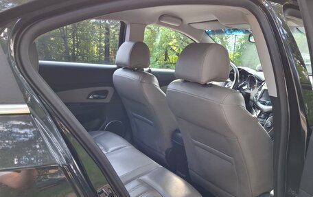 Chevrolet Cruze II, 2013 год, 1 060 000 рублей, 8 фотография