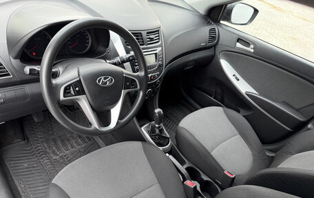 Hyundai Solaris II рестайлинг, 2014 год, 645 000 рублей, 7 фотография