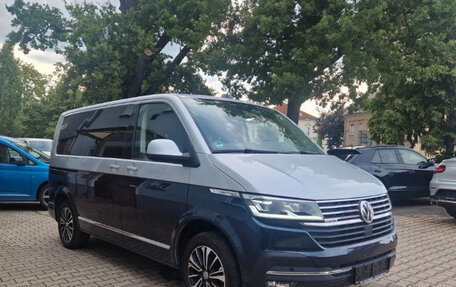 Volkswagen Multivan T6 рестайлинг, 2022 год, 5 100 000 рублей, 3 фотография