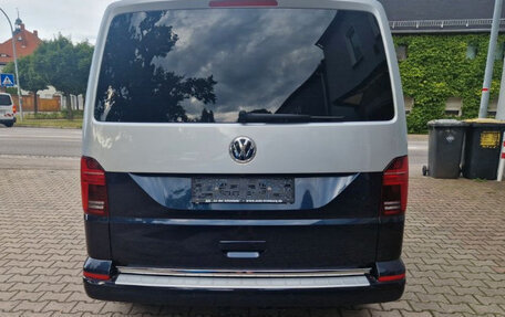 Volkswagen Multivan T6 рестайлинг, 2022 год, 5 100 000 рублей, 8 фотография