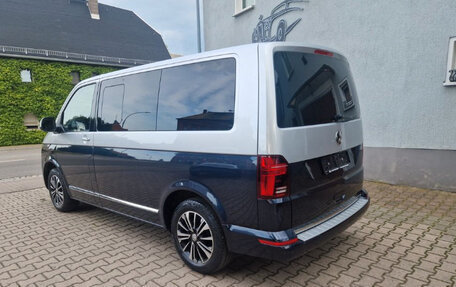 Volkswagen Multivan T6 рестайлинг, 2022 год, 5 100 000 рублей, 9 фотография