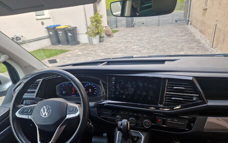 Volkswagen Multivan T6 рестайлинг, 2022 год, 5 100 000 рублей, 13 фотография