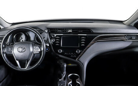 Toyota Camry, 2019 год, 2 739 000 рублей, 13 фотография