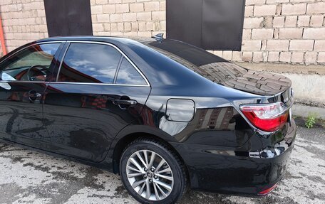 Toyota Camry, 2017 год, 2 170 000 рублей, 7 фотография