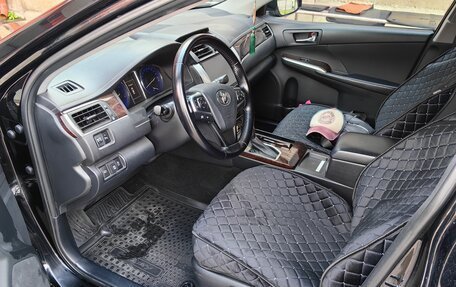 Toyota Camry, 2017 год, 2 170 000 рублей, 9 фотография